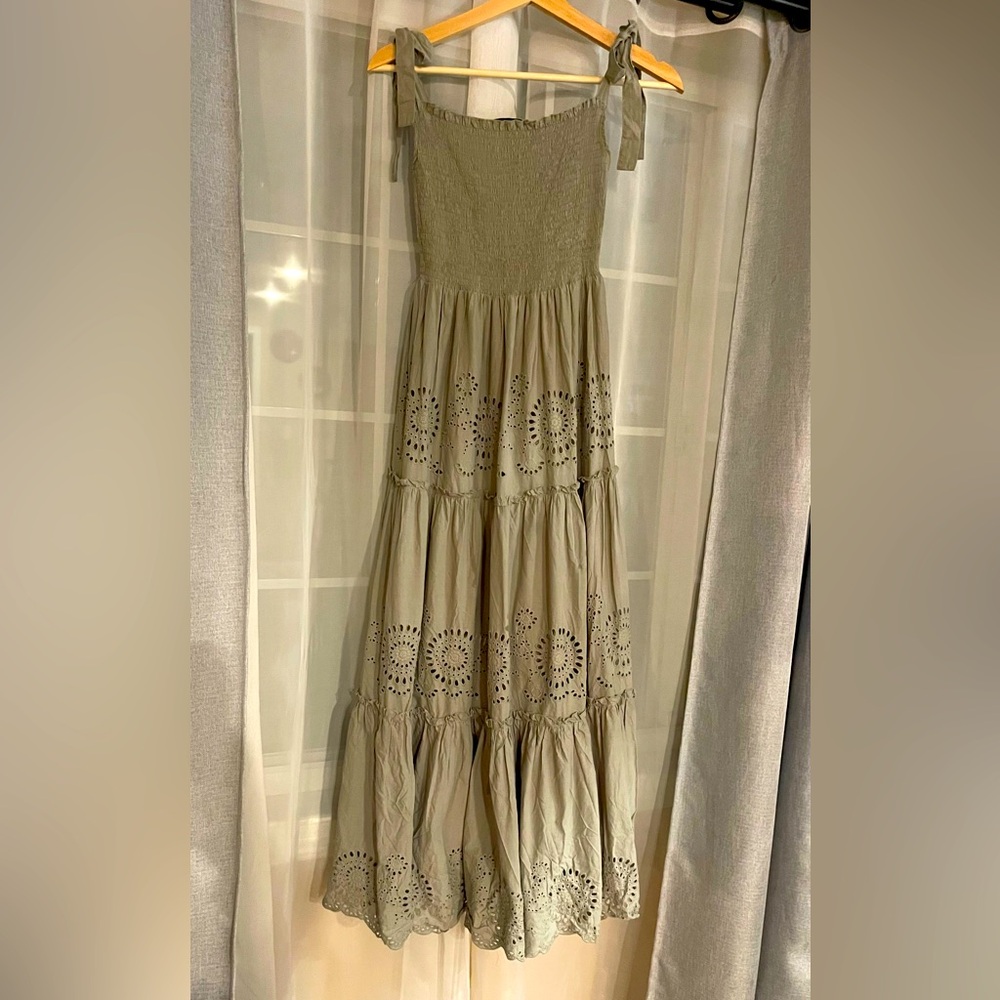 Pre-owned Zara dress Small